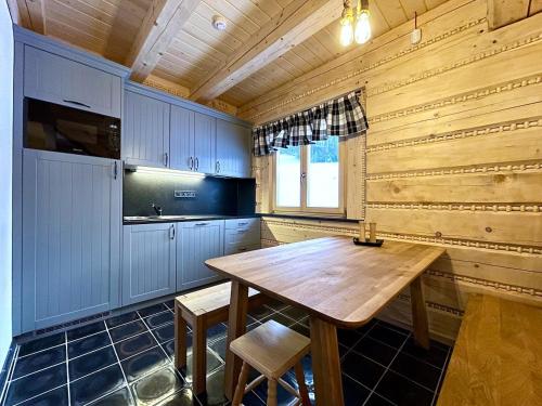 Konyha, Roubenka pod Lysou - Malenovice in Frydlant Nad Ostravici