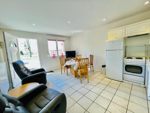 Apartment with Garden View