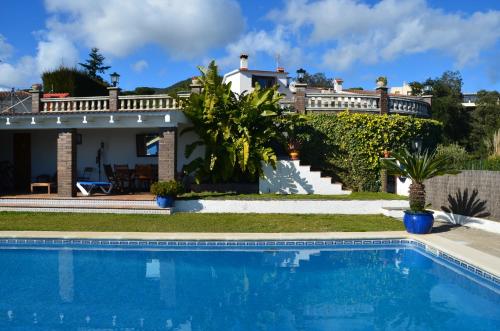  Sea view, Wonderful pool, Nature, Peaceful in Sant Cebrià de Vallalta