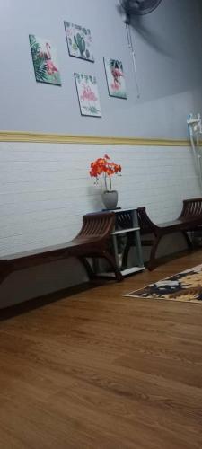 NY TROPICAL BACKPACKERS in เดซารู