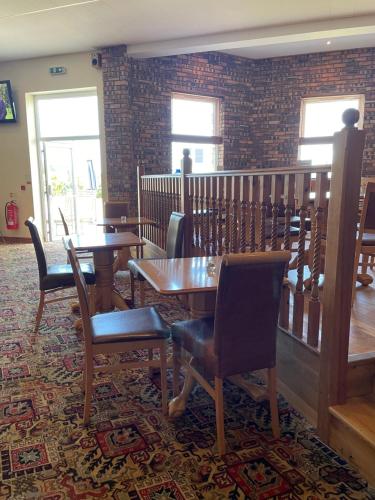 Woodlands Hall Hotel - image 6