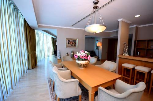 Facilities, Wyndham Grand Izmir Ozdilek Thermal & Spa in İzmir