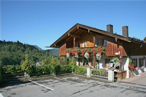 Bejárat, Gastehaus Sonnenbichl in Fischbachau