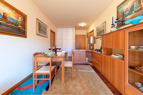 Instalaciones, Kristall Lago 233 Apartment by Wonderful Italy in Desenzano Del Garda Suburbs