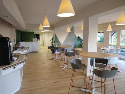 مطعم, The Originals City, Hôtel Amys, Tarbes Sud in أودوس