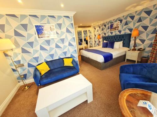 Ashburn Hotel - image 8