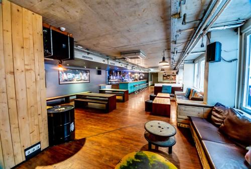 Bar/lounge, Wombat's City Hostel Munich Hauptbahnhof in Munich