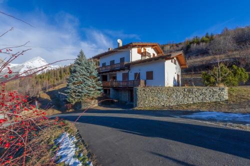  Casa Matilde in Challancin