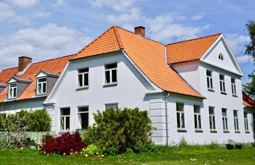  Old Roses Guesthouse in 6310 Broager