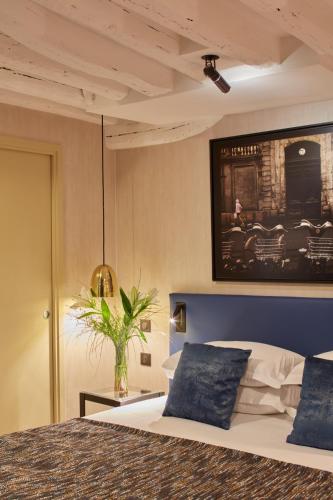 Hotel Atmospheres - image 8