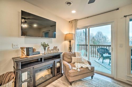 Fish & Hike On-Site! Pet-Friendly Branson Condo, Branson West (zdjęcie 8)