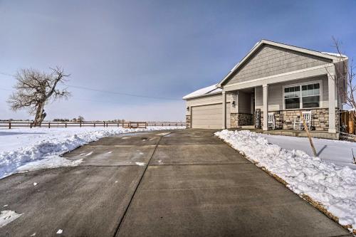 Dreamy Windsor Home with Grill about 3 Miles to Lake! in Windsor (CO)