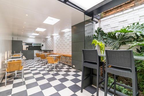 Restaurante, Hotel Abitare 56 in Bogotá