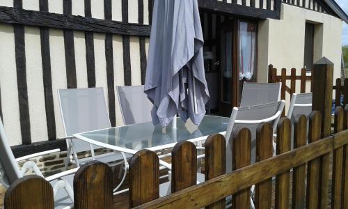 Balkons/terase, La petite maison dans la prairie in Notre-Dame-du-Touchet
