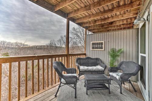 Fish & Hike On-Site! Pet-Friendly Branson Condo, Branson West (zdjęcie 3)