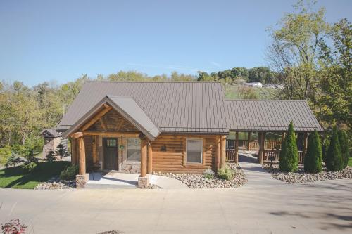 Water Lily Cabin by Amish Country Lodging in Berlin, USA