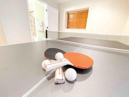 2 Master Suites! Pet Friendly With MTN Views detail