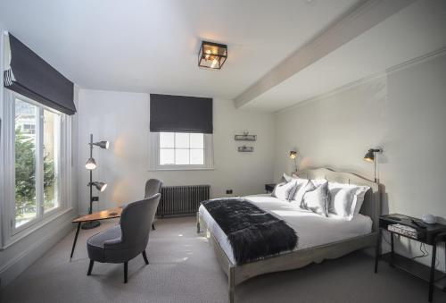 The SOLO, Sleaford