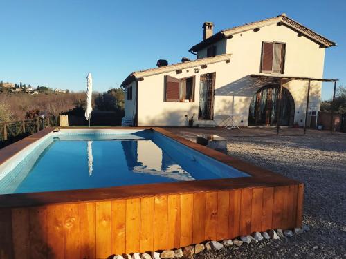 3 bedrooms villa with private pool jacuzzi and enclosed garden at Le Scotte