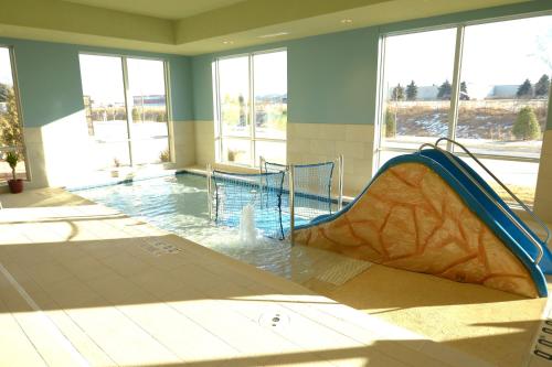 Holiday Inn Express & Suites - Onalaska - La Crosse Area an IHG Hotel - image 11