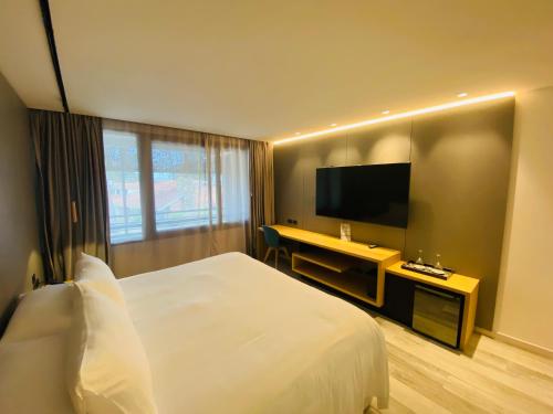 338690237 La Capilla - Punta del Este