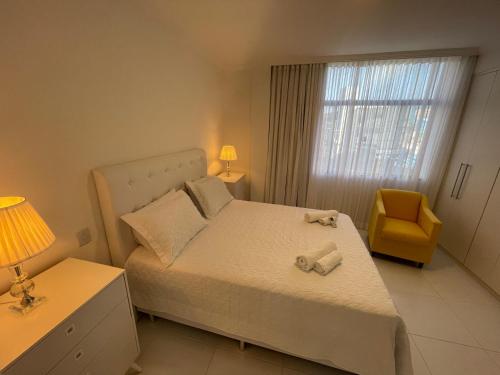 SALVADOR Ondina 3 quartos frente praia