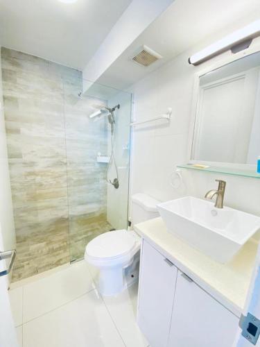 KASA Las Palmas studio apt for 2 OCEAN VIEW BEACHFRONT CONDO POOL