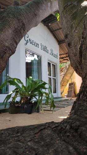 Green Villa Beach And Juice Bar