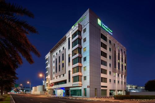 Holiday Inn Express Dubai, Jumeirah by IHG, Dubaj
