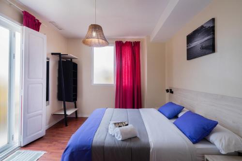 Purple Nest Hostel Room Type - Double Room with Private External Bathroom