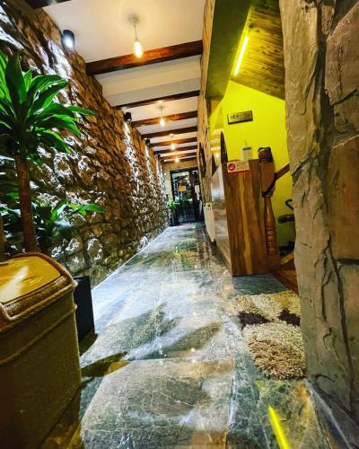 酒店外观, Hotel History in 库台斯