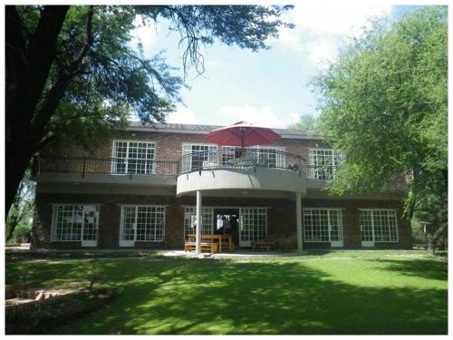 Fishing & family destination: Ski-inn River house.