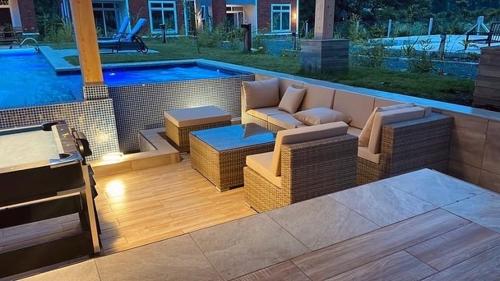 Dexter Homes