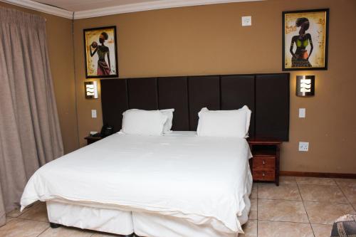 Vahlavi Lodge Room Type -  Double Room