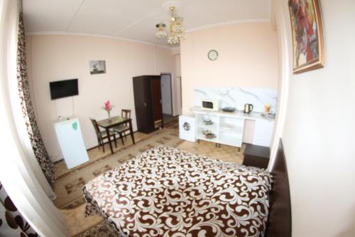 Gostinitsa Mir na Karbysheva - image 11