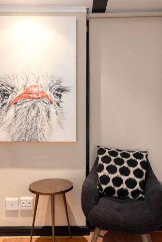 Playful NYC style loft, two minutes walk from Long Street