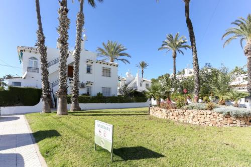  Beautiful all season holiday home in Verdemar, Villamartin in Orihuela Costa
