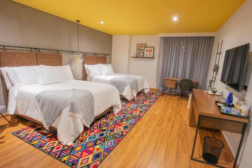 2 double beds