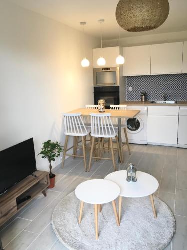 Rez de jardin en Accès direct mer(100m) près de la Thalasso Rez de jardin en Accès direct mer(100m) près de la Thalasso