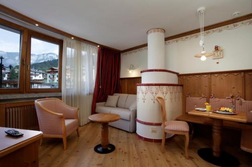 Tevini Dolomites Charming Hotel