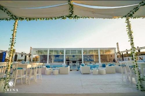 Aqua Palms Resort