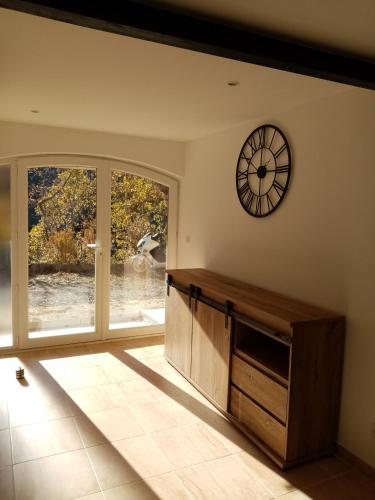 Kilátás, Studio de Charme neuf à la Montagne (Studio de Charme neuf a la Montagne) in Puget-Rostang