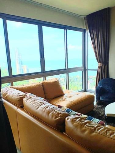 The Unixx South Pattaya Two BRs 31st Floor Pattaya Bay View