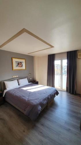 Athens Lydia Hotel, Atene