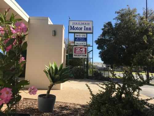Jerilderie Motor Inn in Jerilderie