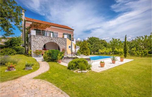  Nice home in Krasica with 3 Bedrooms, WiFi and Outdoor swimming pool, Pension in Krasica