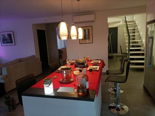 Facilities, CHAMBRE COSY Adults only in Agde City Center