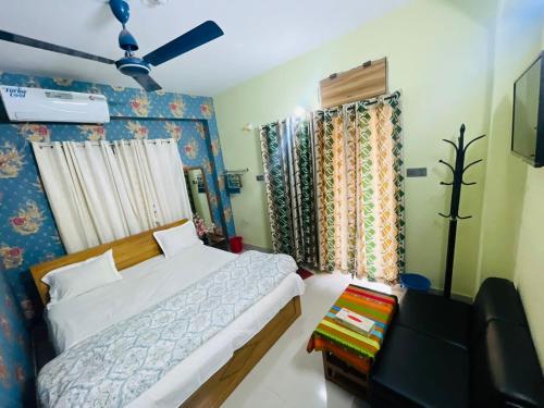 Exterior view of Hotel Garden City