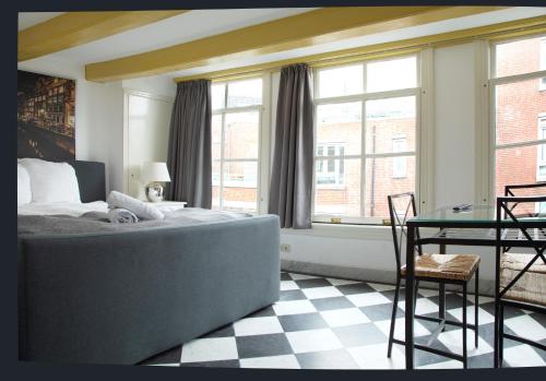 Modern Canal House Loft - City Center, Amsterdam (photo 10)