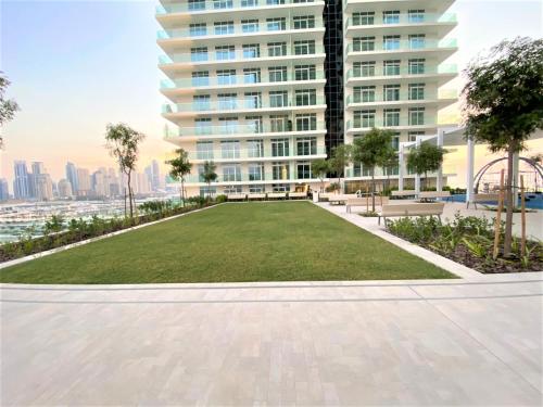 Supreme Luxury Seaview SunriseBay Marina